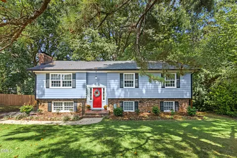 4408 Parkwood Dr, Raleigh, NC 27603