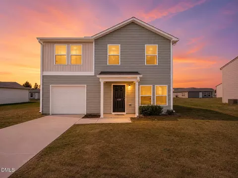 1229 Fescue Rd, Rocky Mount, NC 27801