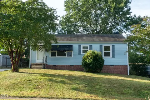 2305 Mckinney St, Burlington, NC 27217