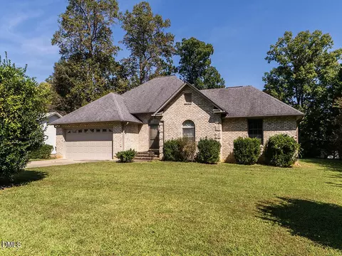 609 Rockwood Dr, Graham, NC 27253