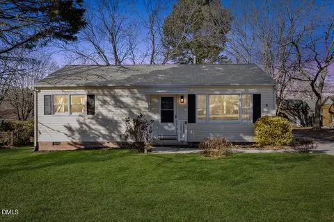 2322 Mckinney St, Burlington, NC 27217