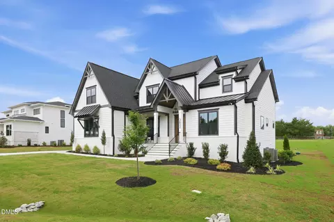 Exterior - 5852 Carriage Gate Dr, Raleigh, NC 27603 photo 3 of 9
