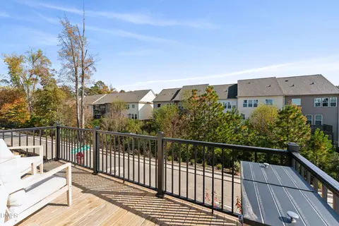 2720 Kempthorne Rd, Cary, NC 27519 photo 9