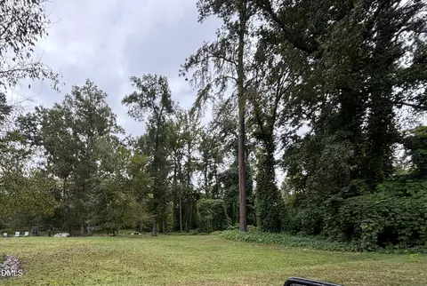 209 Tanglewood Dr, Louisburg, NC 27549
