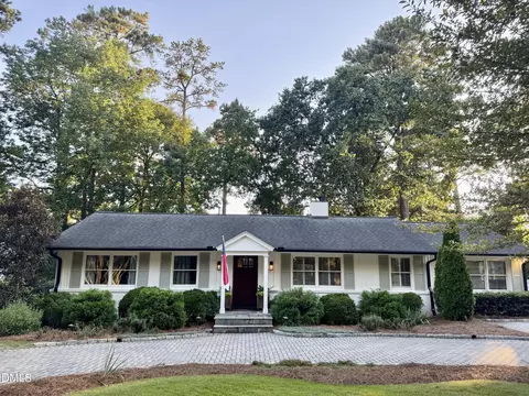 212 E Drewry Ln, Raleigh, NC 27609