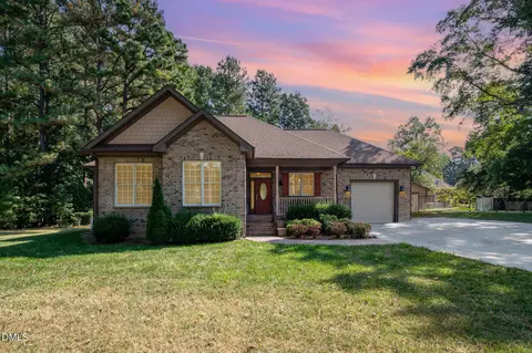Exterior - 3012 Beech Grove Dr, Durham, NC 27705 photo 2 of 9