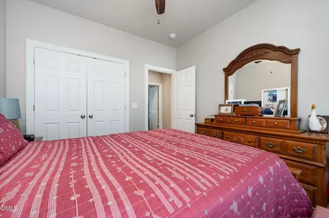 Bedroom - 3012 Beech Grove Dr, Durham, NC 27705 photo 4 of 5