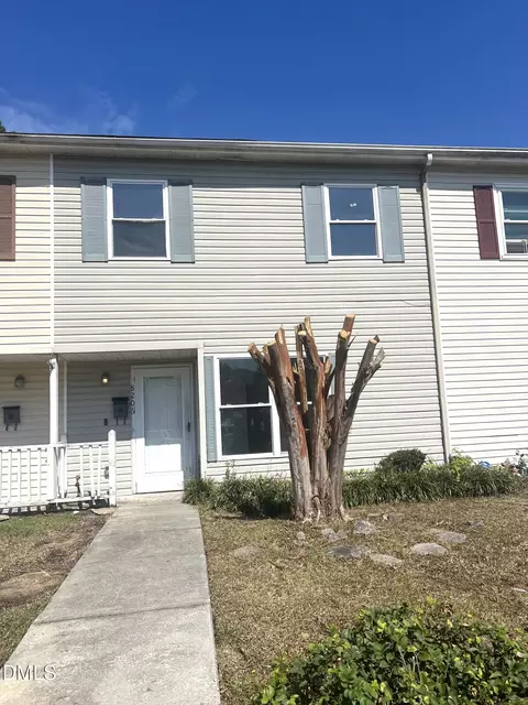 8206 Merriweather Cir, Raleigh, NC 27616