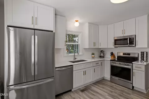 Kitchen - 4803 Lazyriver Dr, Durham, NC 27712 photo 2 of 3