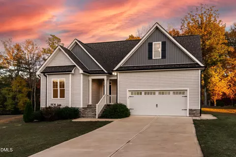 35 Courtland Dr, Louisburg, NC 27549