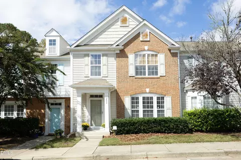 204 Hickory Meadow Cir, Morrisville, NC 27560