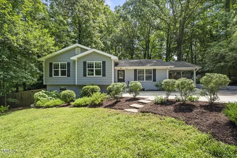 2416 Dellwood Dr, Durham, NC 27705