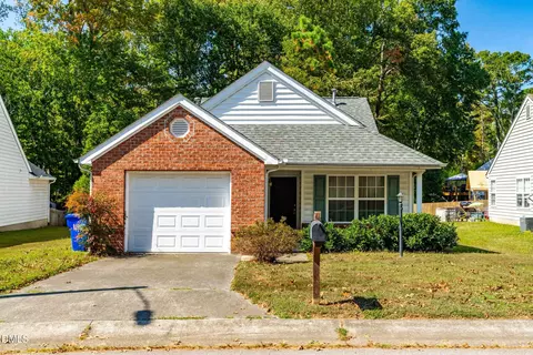 6010 Newhall Rd, Durham, NC 27713