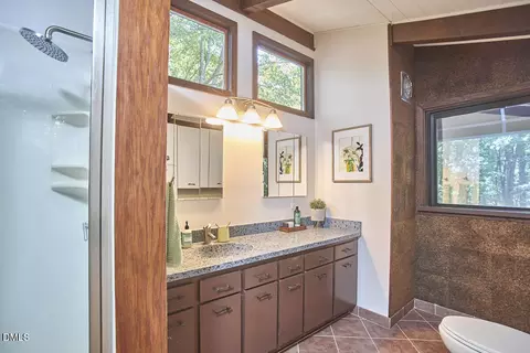 Bath - 3719 W Cornwallis Rd, Durham, NC 27705 photo 2 of 2