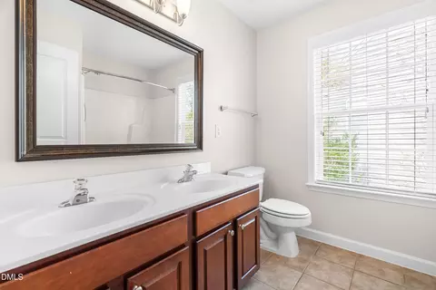 Bath - 5708 Catskill Ct, Durham, NC 27713 photo 2 of 5