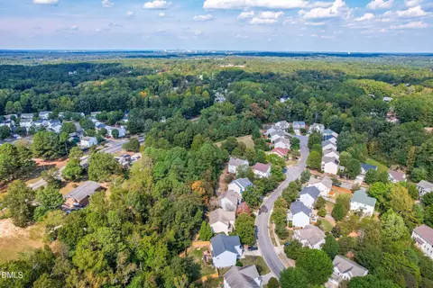 View/Area - 5708 Catskill Ct, Durham, NC 27713 photo 4 of 5