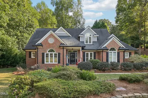 4809 Greenpoint Ln, Holly Springs, NC 27540