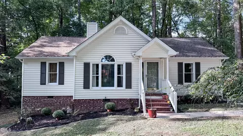 2013 Myrtle Ln, Clayton, NC 27520