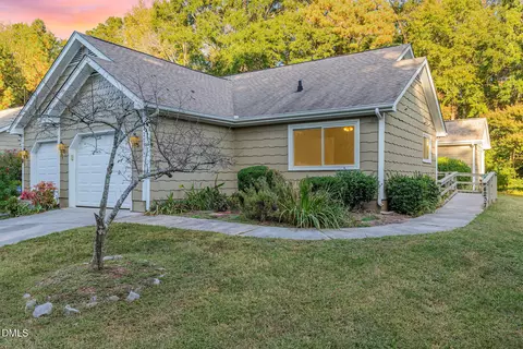 4207 Pin Oak Dr, Durham, NC 27707