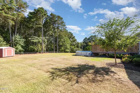 Exterior - 414 Aquilla Rd, Benson, NC 27504 photo 8 of 8