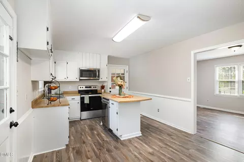 Kitchen - 414 Aquilla Rd, Benson, NC 27504 photo 2 of 3