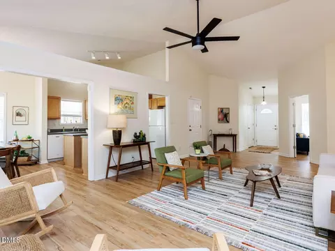 2801 Warren St, Durham, NC 27704 photo 8
