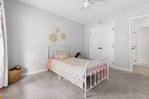 Bedroom - 1619 Rowemont Dr, Durham, NC 27705 photo 2 of 6
