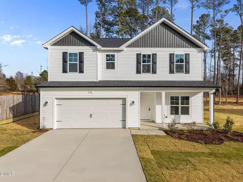 96 Regis Ln #19, Coats, NC 27521