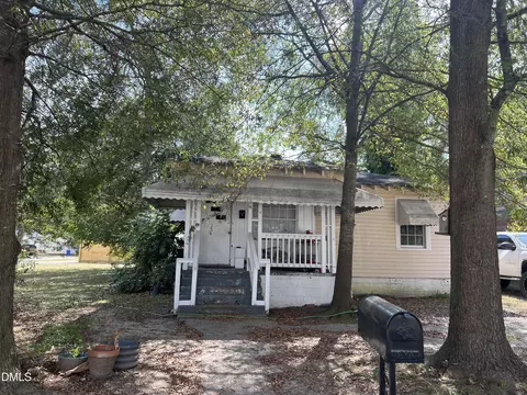 903 Aycock St S, Wilson, NC 27893