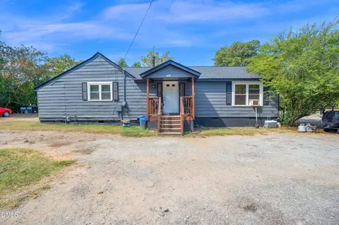 321 Blalock St, Holly Springs, NC 27540