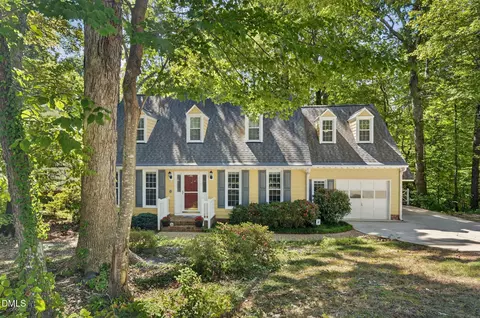 106 Greenwood Cir, Cary, NC 27511