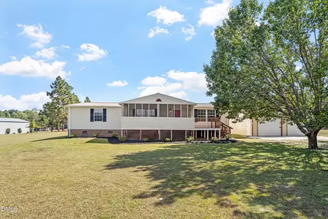 907 Lamms Rd, Carthage, NC 28327