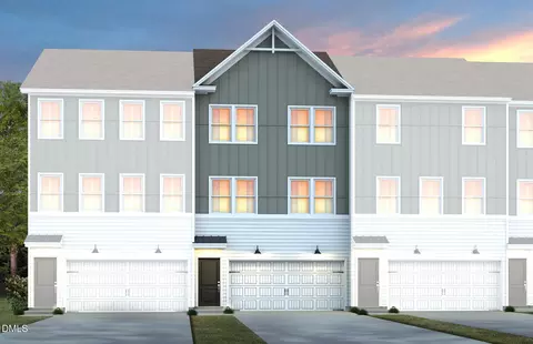 2813 Farmhouse Dr, Apex, NC 27502