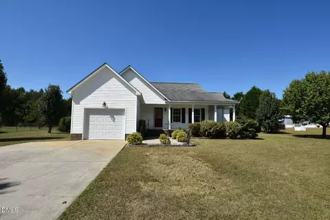 879 Obj Rd, Dunn, NC 28334