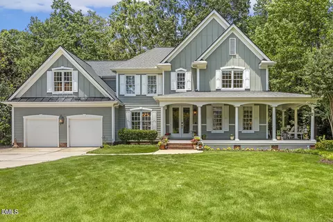121 Goldenthal Ct, Cary, NC 27519