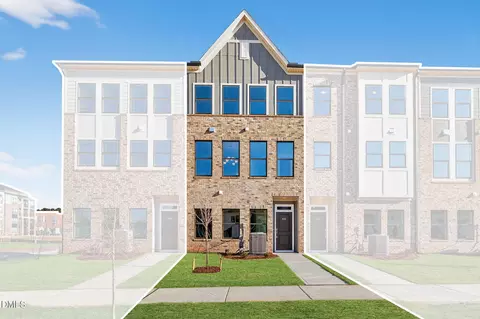 768 Ballyneal Aly, Cary, NC 27513