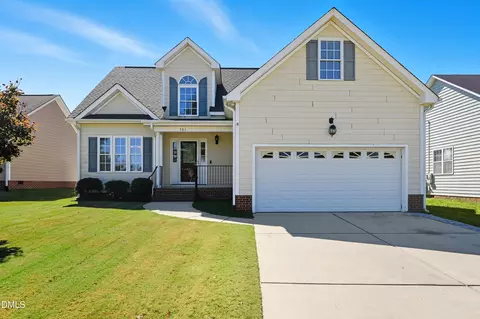 301 Santee Cir, Fuquay Varina, NC 27526