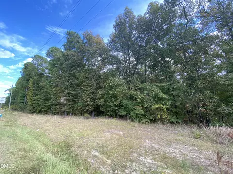 123 Nc 210 S, Bunnlevel, NC 28323