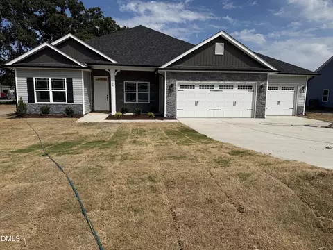 108 Brighton St, La Grange, NC 28551