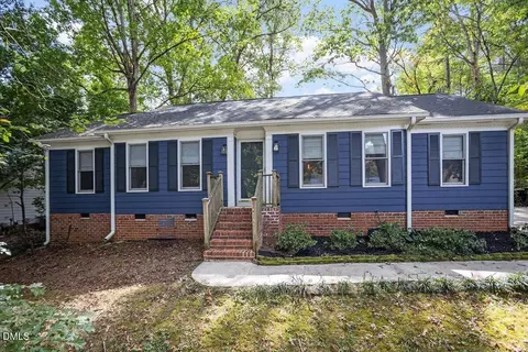 4609 Kaplan Dr, Raleigh, NC 27606
