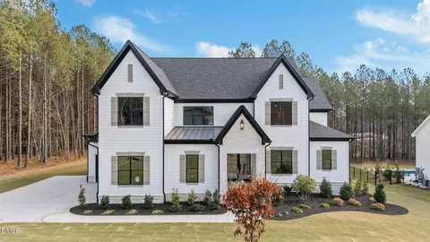 190 Cherry Bark Dr, Youngsville, NC 27596