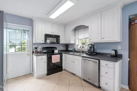 Kitchen - 100 Blackthorne Pl, Garner, NC 27529 photo 2 of 3