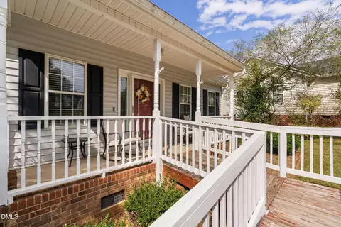 Exterior - 100 Blackthorne Pl, Garner, NC 27529 photo 2 of 7