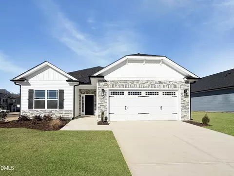 11 Northwood Dr, Fuquay Varina, NC 27526