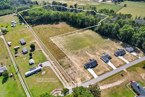 8576 Green Path Rd, Dunn, NC 28334 photo 6