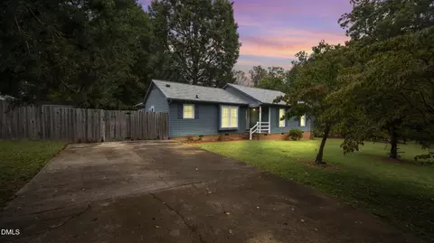 2005 Rendall St, Burlington, NC 27215