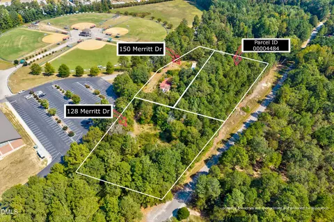 128 Merritt Dr, Carthage, NC 28327