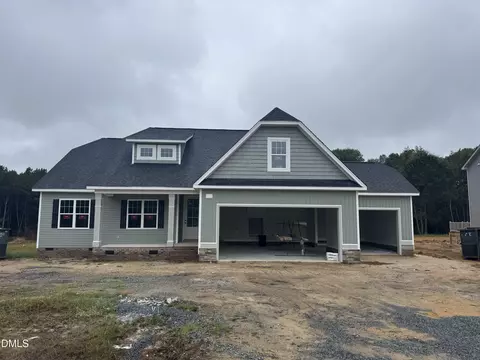 280 Freedom Ridge Dr, Smithfield, NC 27577