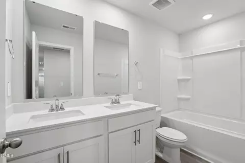Bath - 36 Hoff Ct, Angier, NC 27501 photo 3 of 3