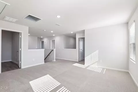 Entry Way - 38 Hoff Ct, Angier, NC 27501 photo 5 of 8